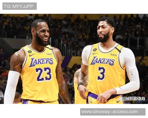 湖人对决热火精彩瞬间回顾NBA经典对抗赛照片集锦